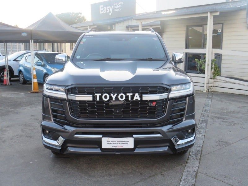 2023 Toyota Land Cruiser 300 SERIES 4WD ZX, photo 2