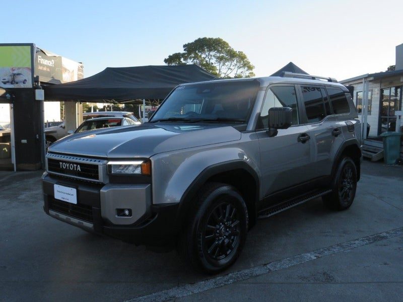 2025 Toyota Land Cruiser Prado VX, photo 3