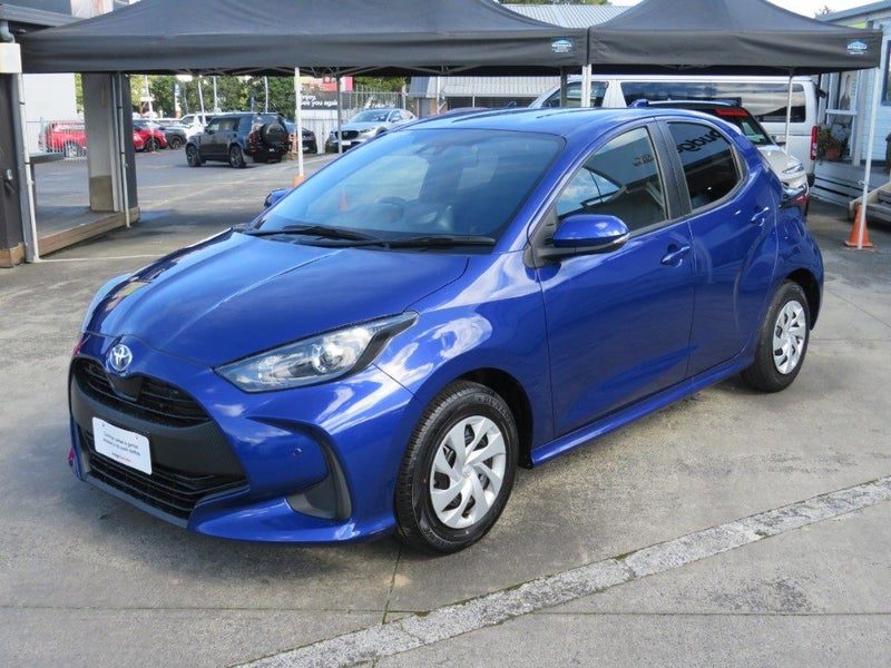 2021 Toyota Yaris Hybrid X PUSH BUTTON, photo 3