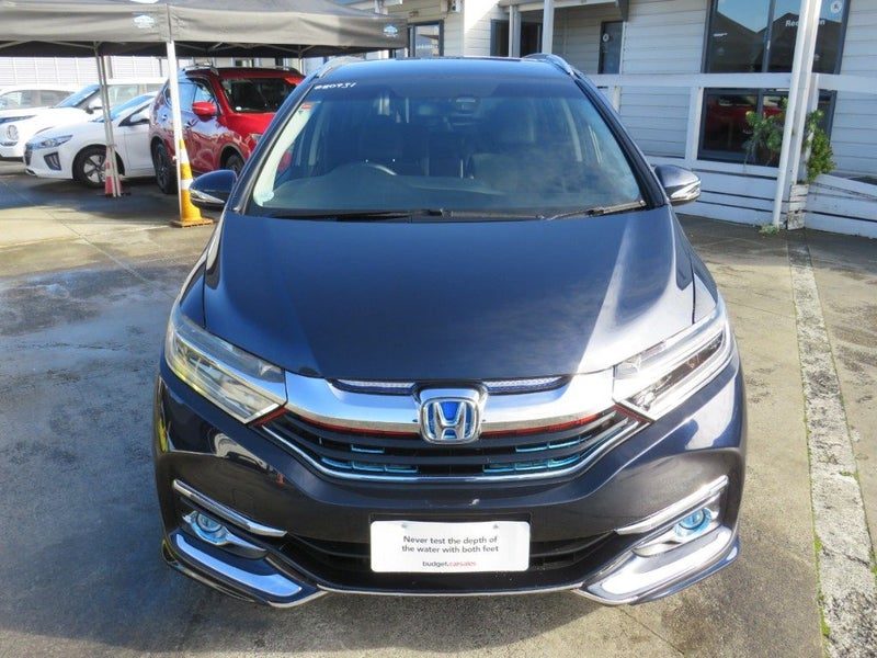 2015 Honda Shuttle Hybrid Z Cruise RevCam, photo 2