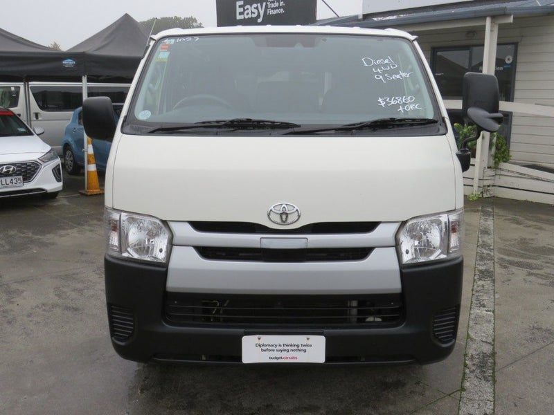 2019 Toyota Hiace DIESEL 4WD, photo 2