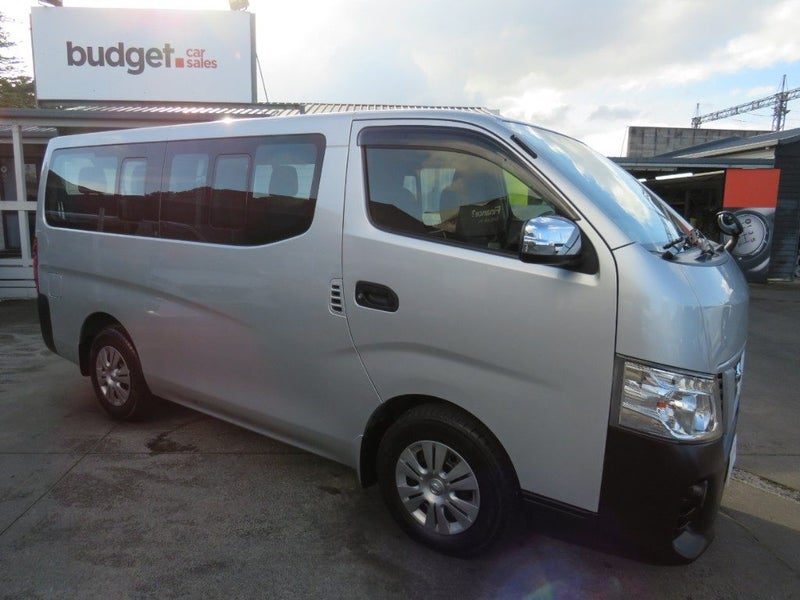 2021 Nissan NV350 10 SEATER