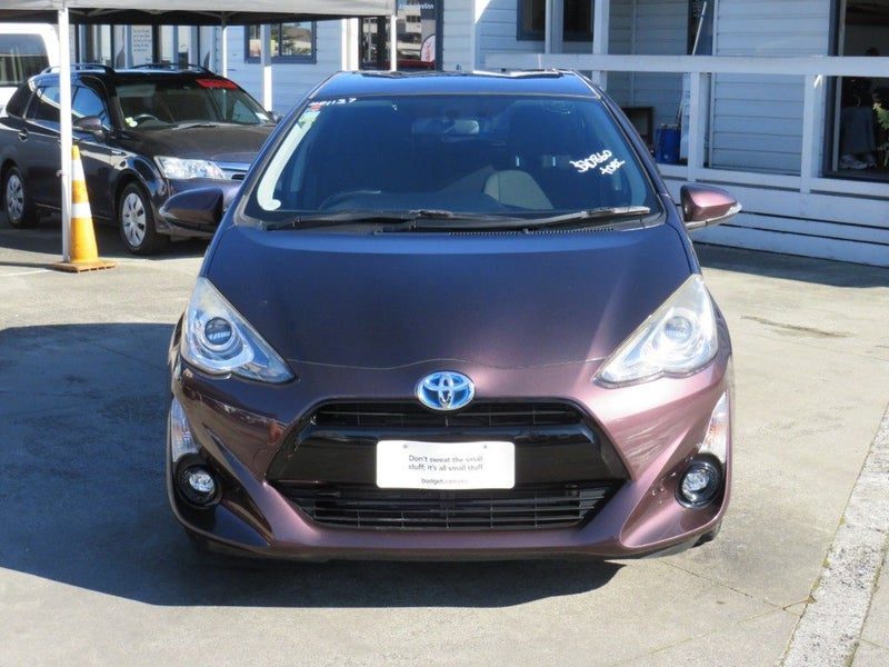 2014 Toyota Aqua S Spec Push Button Start, photo 2