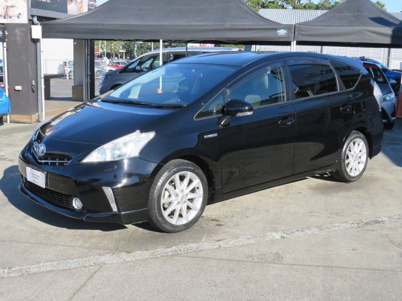 2013 Toyota Prius AS Touring 7 SEATER, photo 3