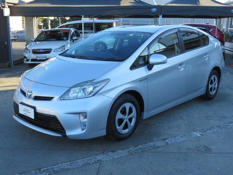 2013 Toyota Prius Push Button Alloys, photo 3