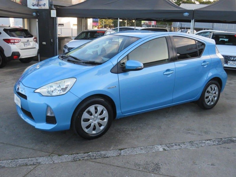 2013 Toyota Aqua PUSH BUTTON, photo 3