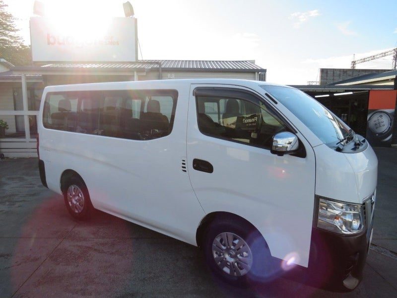 2021 Nissan NV350 10 SEATER Petrol, main photo