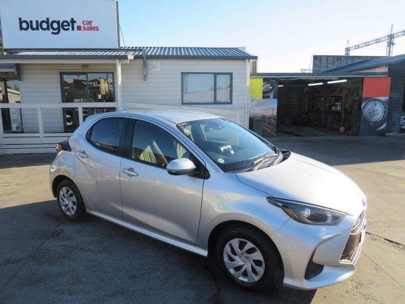 2021 Toyota Yaris Hybrid X Push Button Star