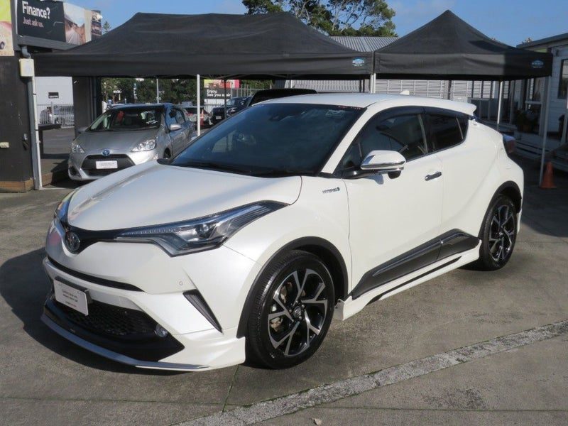 2018 Toyota C-HR G Radar Cruise TSS, photo 3