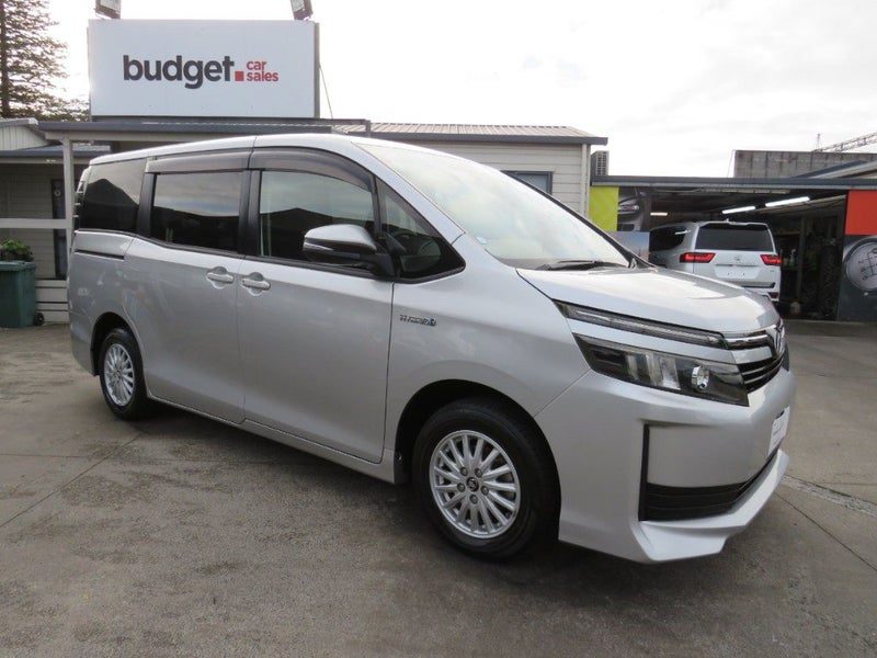2016 Toyota Voxy Hybrid