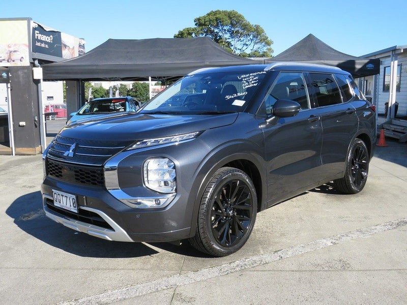 2024 Mitsubishi Outlander VRX 4WD NZ NEW 7 SEAT, photo 3