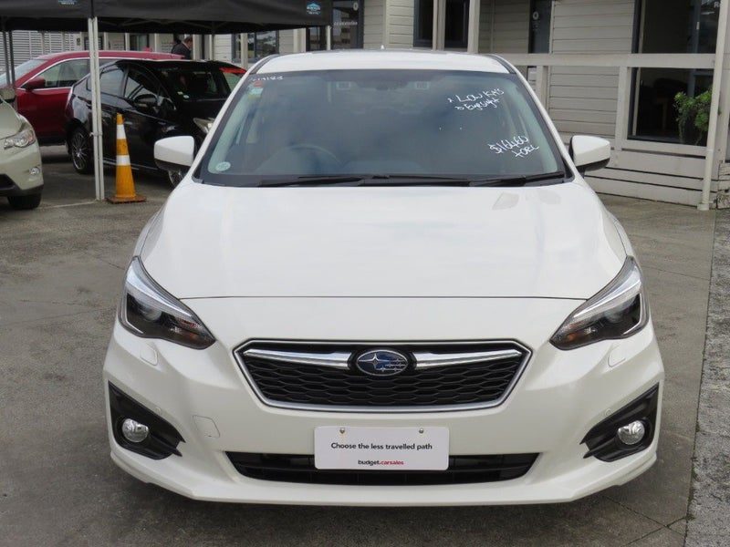 2017 Subaru Impreza LOW KM's, photo 2