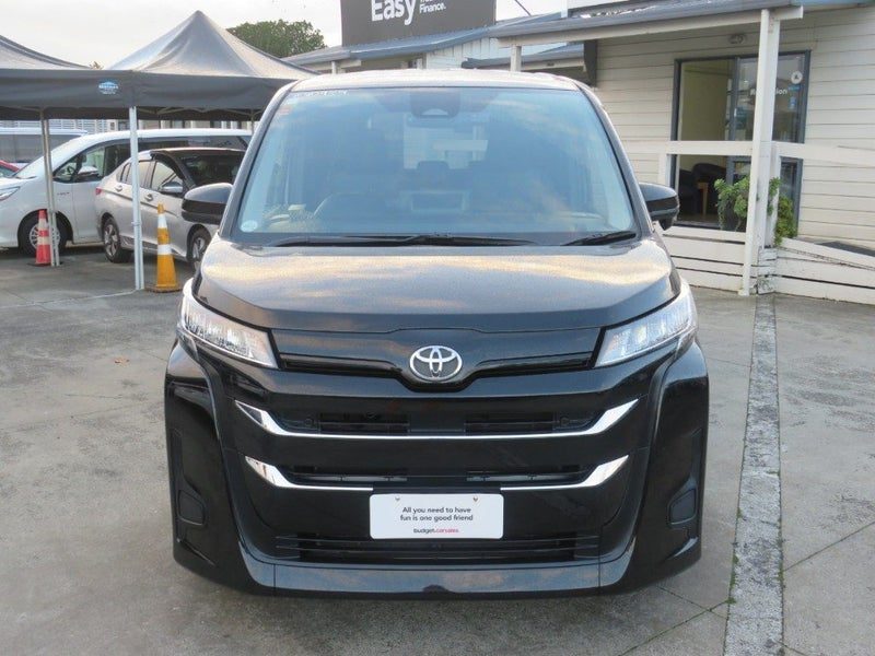2022 Toyota Noah 8 Seat Radar Cruise TSS, photo 2
