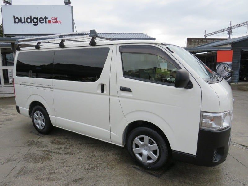 2020 Toyota Hiace DIESEL, main photo