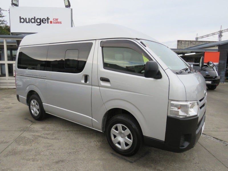 2018 Toyota Hiace DIESEL HIGHROOF