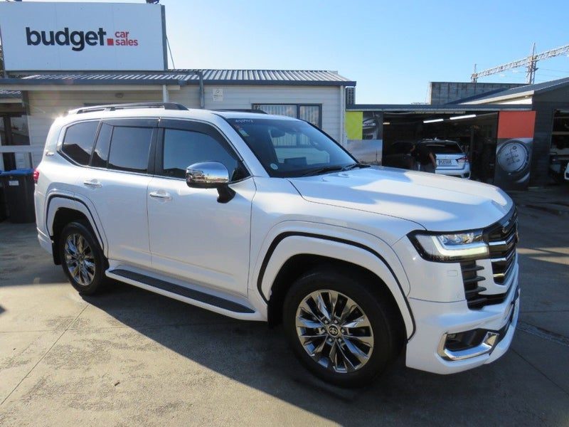 2022 Toyota Land Cruiser 300 DIESEL ZX Limited