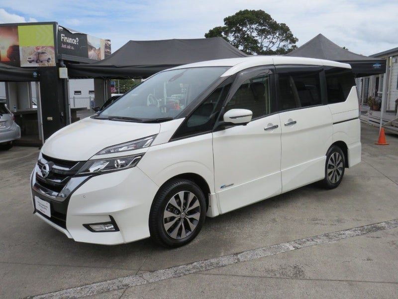 2016 Nissan Serena Hybrid 8 Seater ProPilot, photo 3