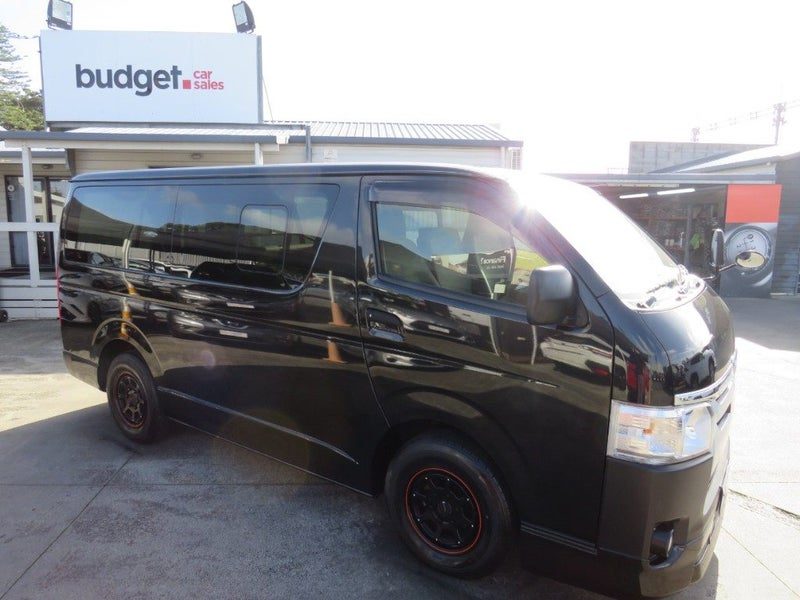 2019 Toyota Hiace Diesel 9 Seater RevCam, main photo