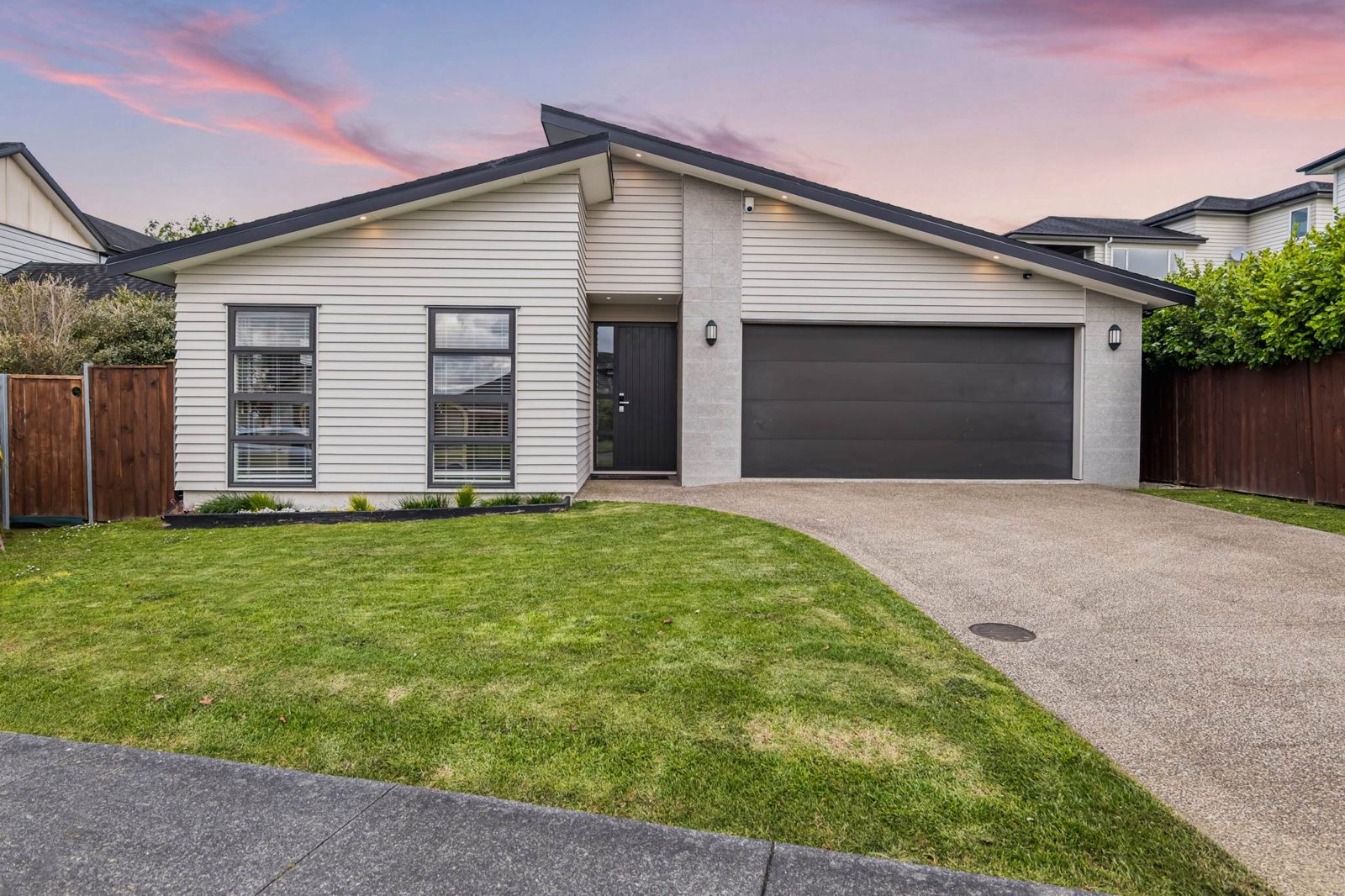 23 Gumdigger Rise, Millwater