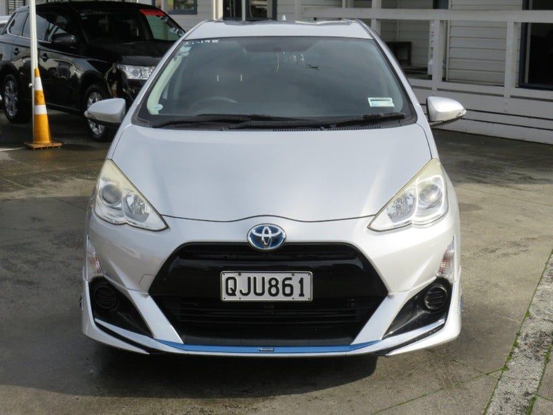 2015 Toyota Aqua S Push Button RevCam, photo 2