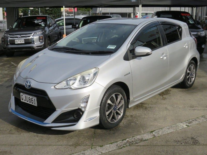 2015 Toyota Aqua S Push Button RevCam, photo 3