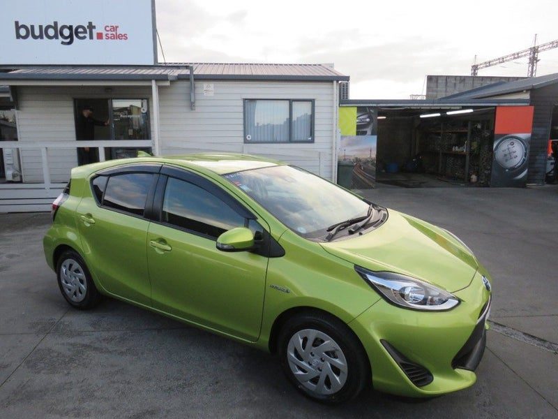2017 Toyota Aqua LOW KM's TSS PUSH BUTTON
