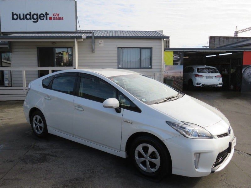 2014 Toyota Prius Push Button Alloys