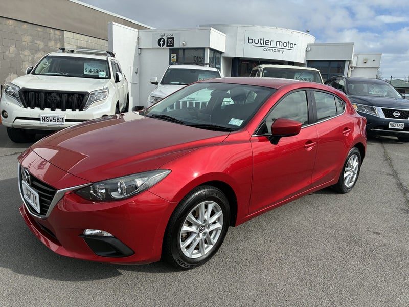 2016 Mazda 3 Glx, main photo