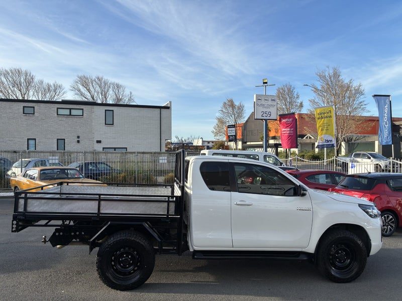 2024 Toyota Hilux Sr Td Ec rear diff lock, photo 3