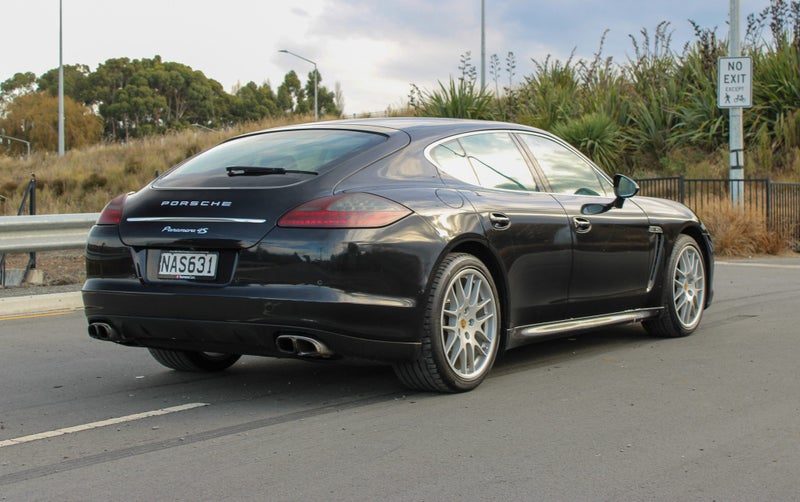 2010 Porsche Panamera, photo 3