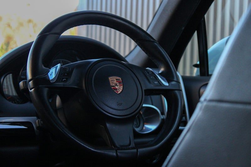 2013 Porsche Cayenne, photo 2