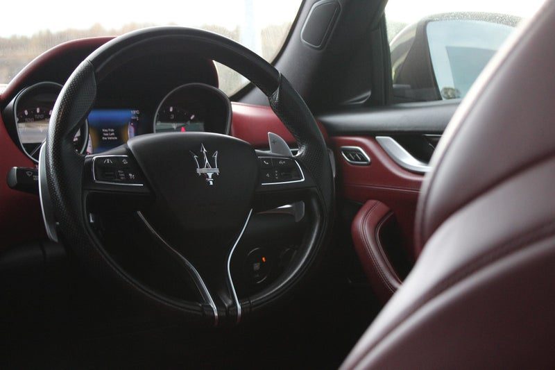 2017 Maserati Levante, photo 2