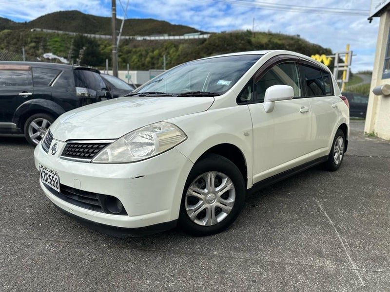 2005 Nissan Tiida, photo 3