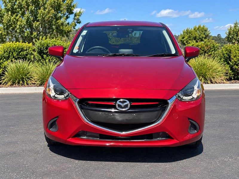 2015 Mazda Demio 13S Skyactiv Auto, photo 2