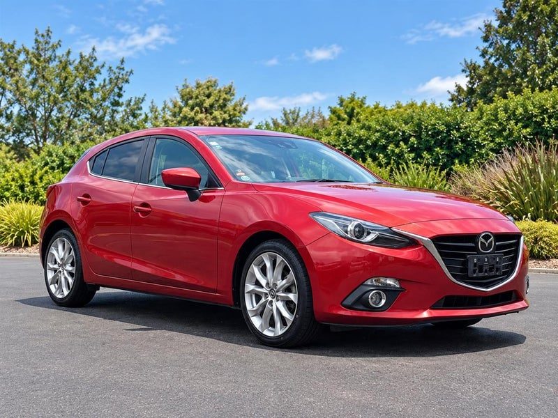 2015 Mazda Axela 20S Touring, main photo