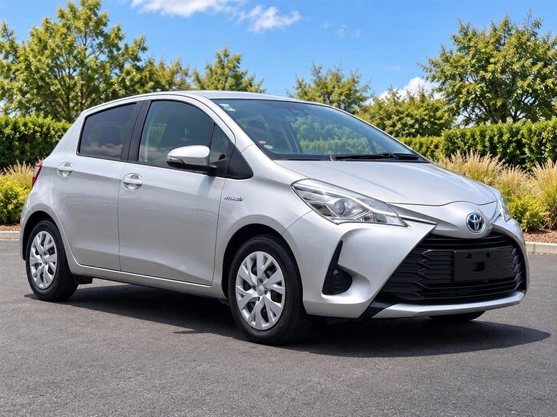 2017 Toyota Vitz Hybrid U (Yaris)