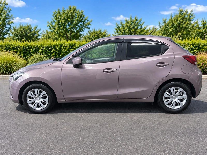 2015 Mazda Demio 13S Urban Stylish Skyactiv, photo 3