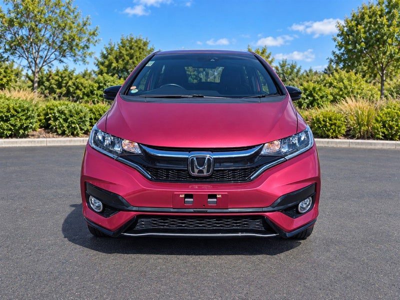 2017 Honda Fit Hybrid S Honda Sensing, photo 2