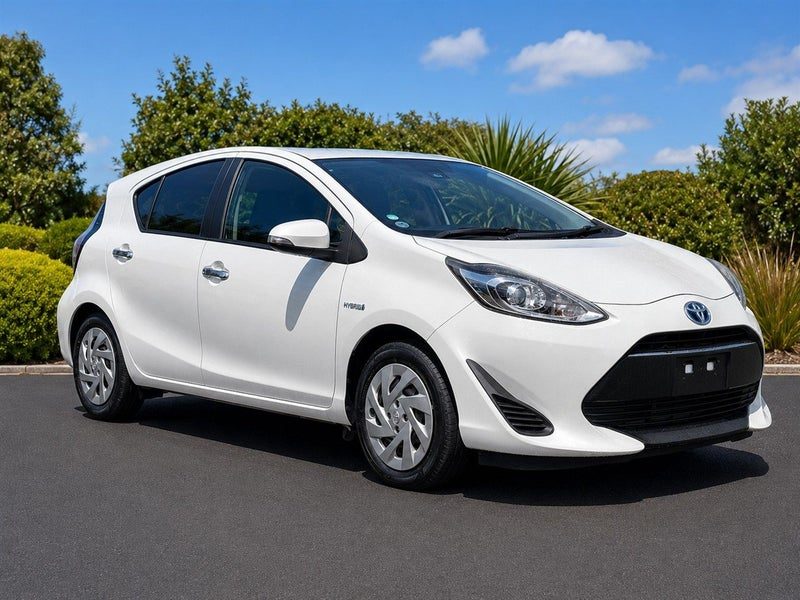 2018 Toyota Aqua S Style Black Hybrid