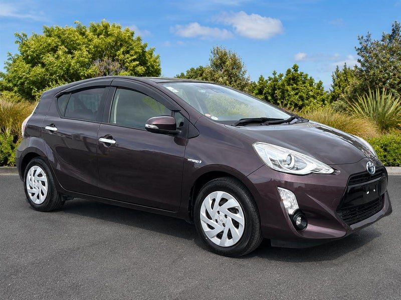 2017 Toyota Aqua S Style Black Hybrid