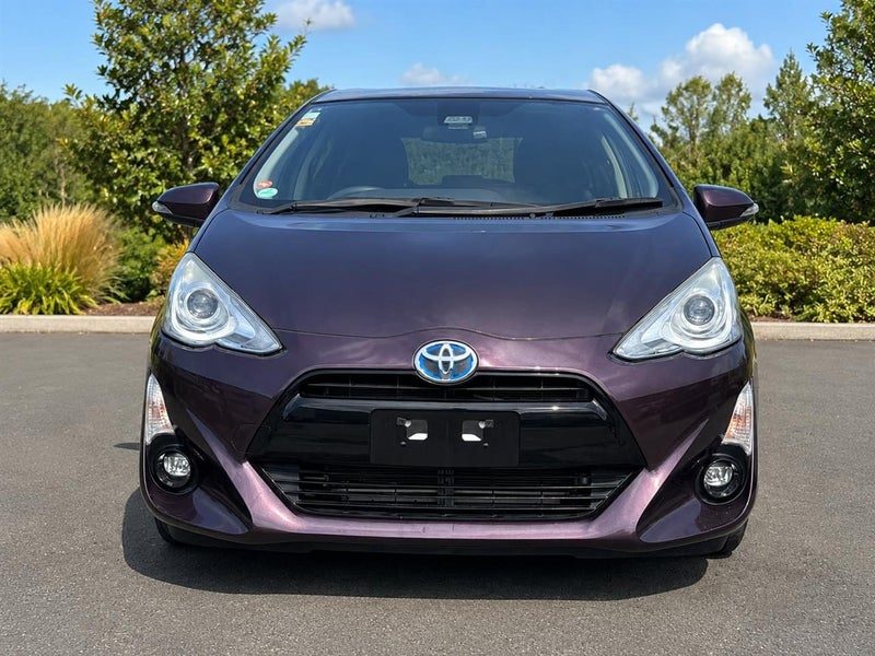 2017 Toyota Aqua S Style Black Hybrid, photo 2