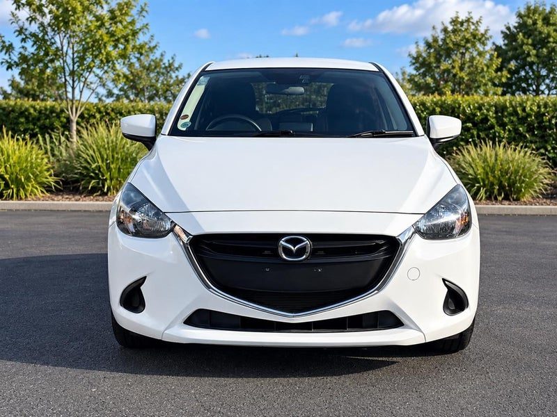 2017 Mazda Demio 13C Skyactiv Auto, photo 2