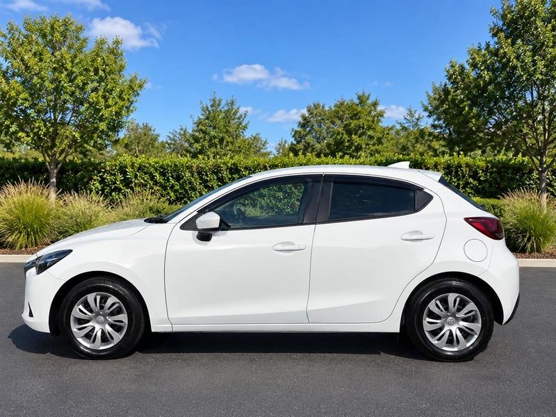 2017 Mazda Demio 13C Skyactiv Auto, photo 3