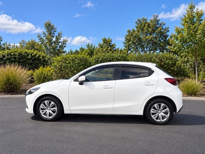 2021 Mazda 2 Skyactiv Auto, photo 3