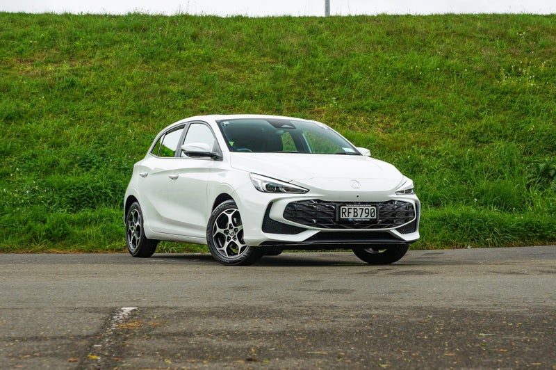2025 MG MG3 1.5pht/3hd