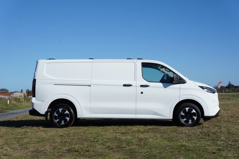 2025 Ford Transit Custom 340 Lwb Ev, photo 2