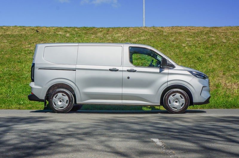 2025 Ford Transit CUSTOM 320S 2.0D 8A, photo 2