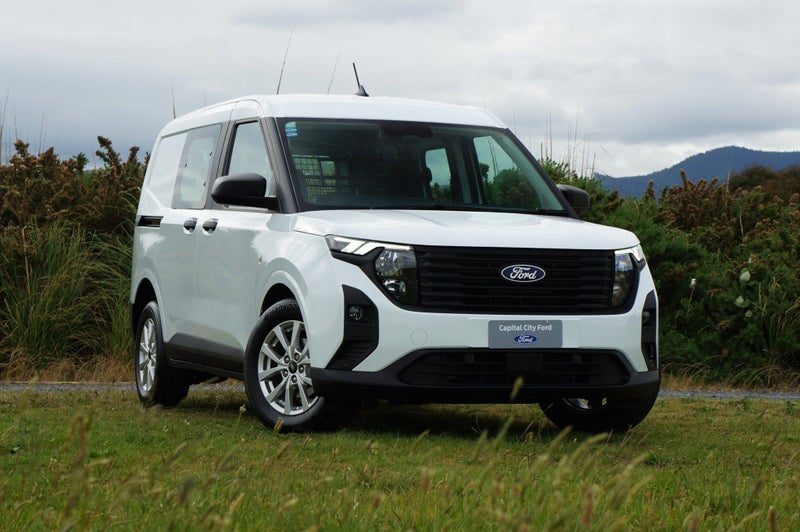 2026 Ford Transit COURIER TREND 1.0P 7A FWD, main photo