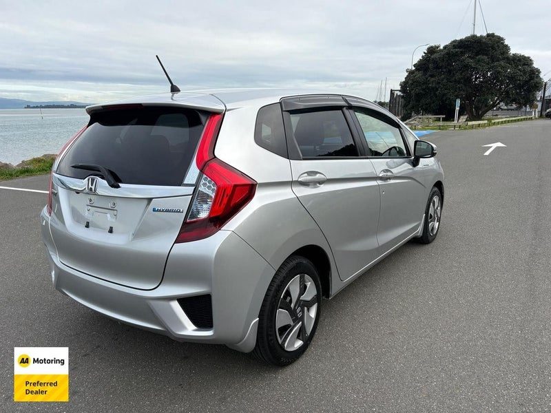 2015 Honda Fit L PKG HYBRID, photo 3