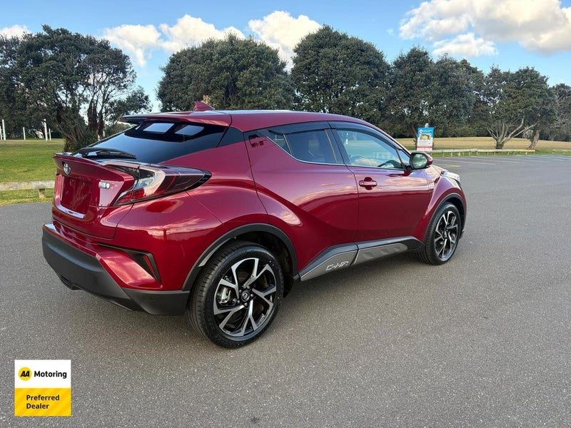 2017 Toyota C-HR G, photo 3